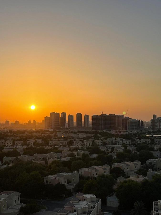 Great View, Dubai Sportcity, Parking Included, Nice Apartments Bagian luar foto