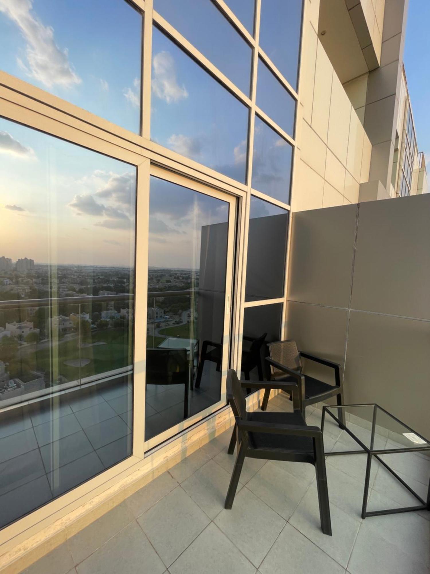 Great View, Dubai Sportcity, Parking Included, Nice Apartments Bagian luar foto