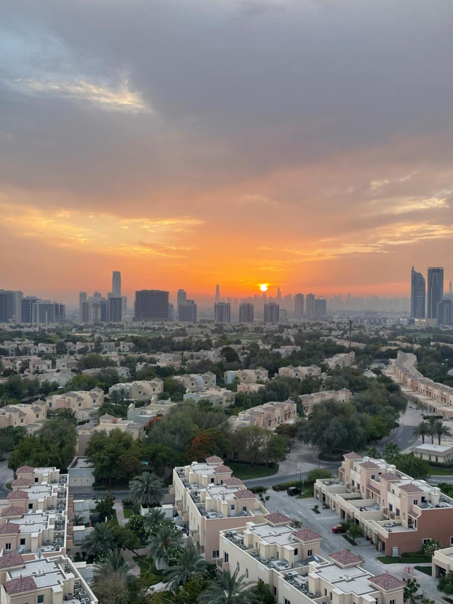 Great View, Dubai Sportcity, Parking Included, Nice Apartments Bagian luar foto