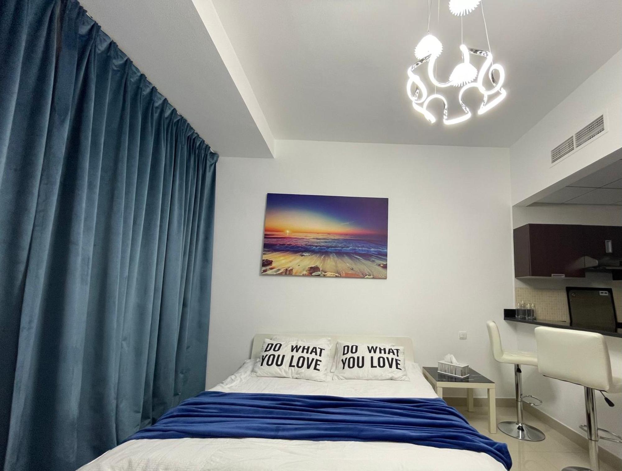 Great View, Dubai Sportcity, Parking Included, Nice Apartments Ruang foto
