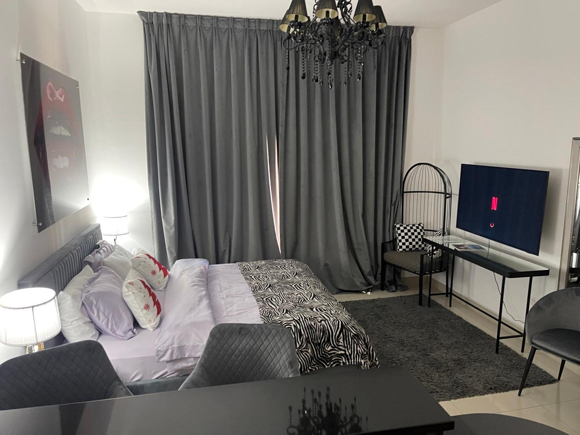 Great View, Dubai Sportcity, Parking Included, Nice Apartments Bagian luar foto
